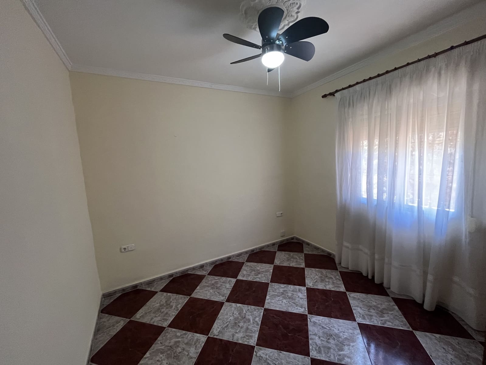 3 Zimmer Villa zu verkaufen in Alhaurin el Grande mit Pool Garage - 690.000 € (Ref: 9125871)