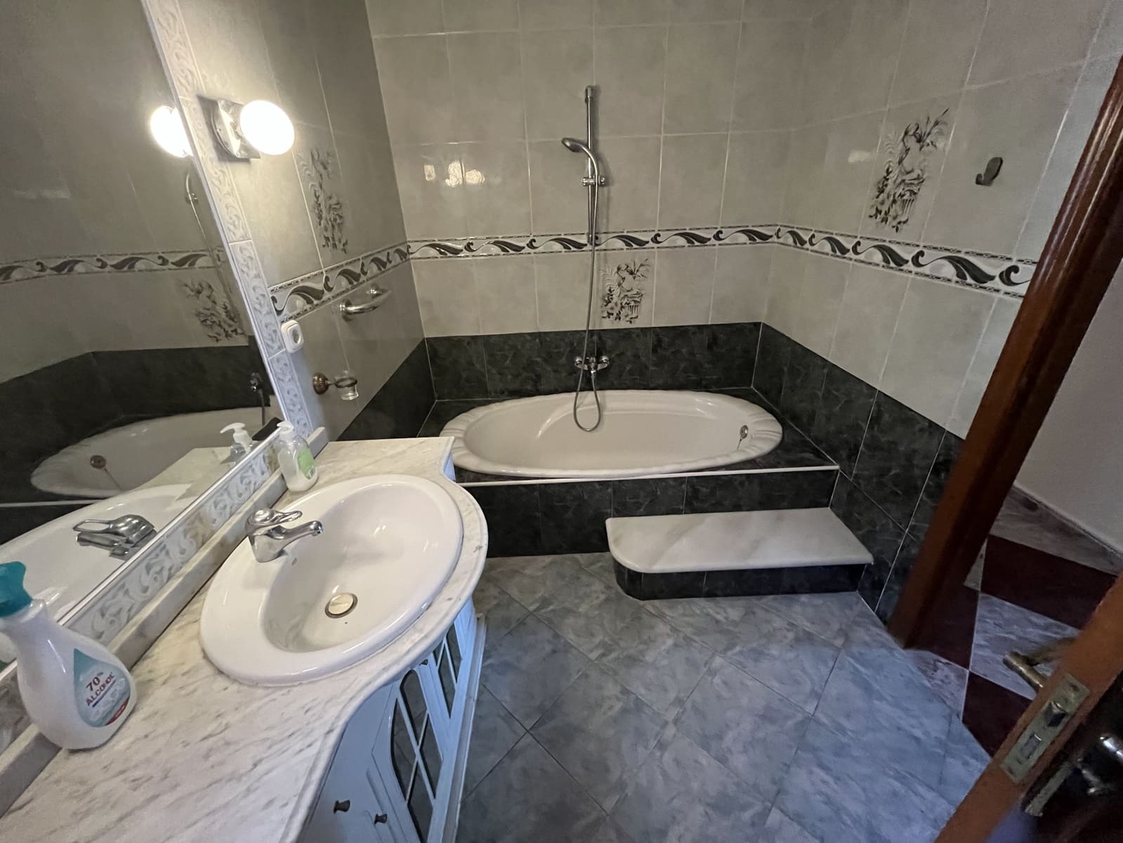 3 Zimmer Villa zu verkaufen in Alhaurin el Grande mit Pool Garage - 690.000 € (Ref: 9125871)