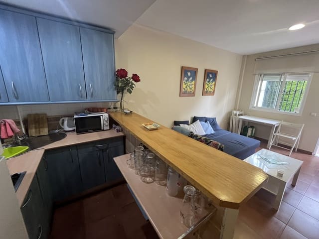 1 soverom Leilighet til leie i Benalmádena - € 850 (Ref: 9133639)