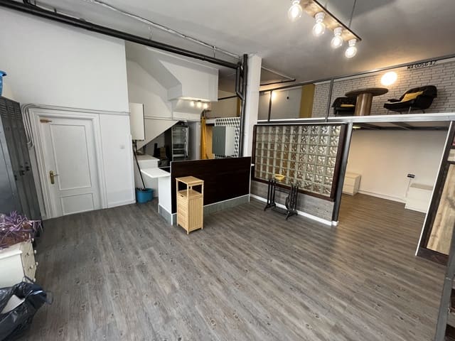 1 bedroom Loft for rent in Coín - € 700 (Ref: 9148828)