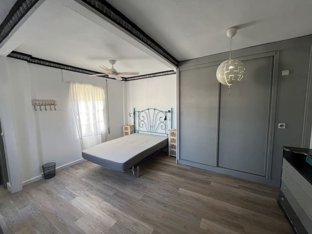 1 soveværelse Byhus til leje i Coín - € 1.000 (Ref: 9148829)