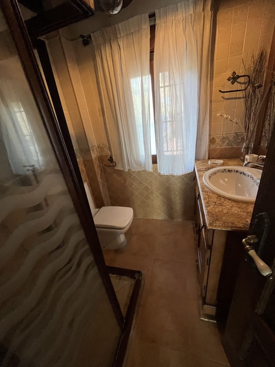 4 makuuhuone Maalaistalo vuokrattavana paikassa Cartama mukana uima-altaan 
autotalli - 1 800 € (Ref: 9287890)