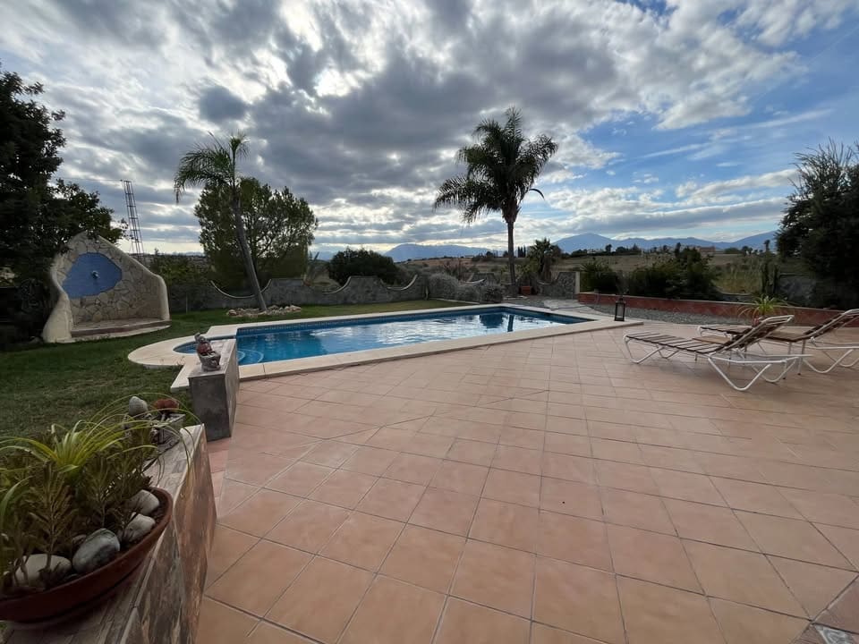 4 camera da letto Finca/Casa di Campagna da affittare in Cartama con piscina garage - 1.800 € (Rif: 9312187)