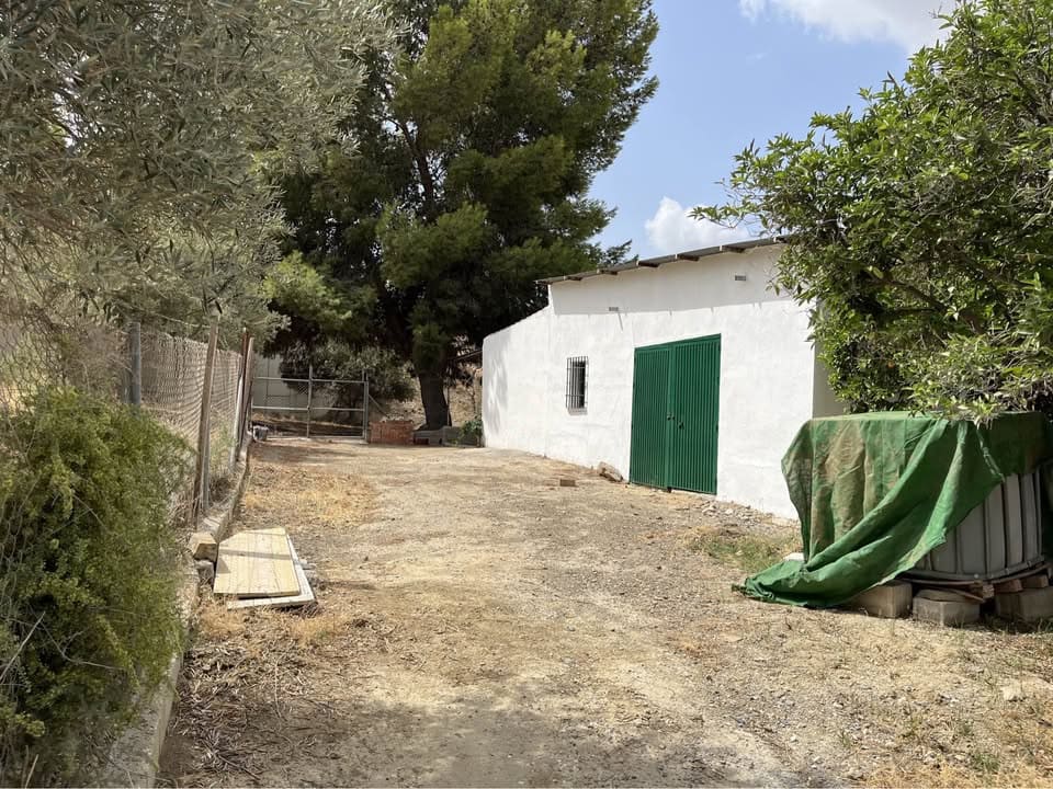 Finca/Landehus til salg i Cartama - € 170.000 (Ref: 9371143)