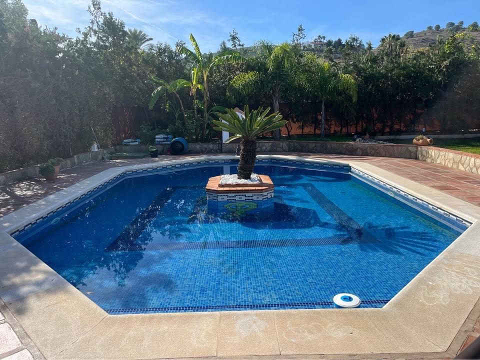 2 sovrum Finca/Hus på landet att hyra i Alhaurin el Grande med pool garage - 1 800 € (Ref: 9379402)