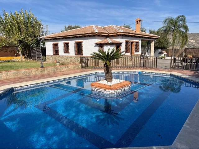 3 soverom Villa til leie i Alhaurín el Grande med svømmebasseng garasje - € 1 800 (Ref: 9380040)