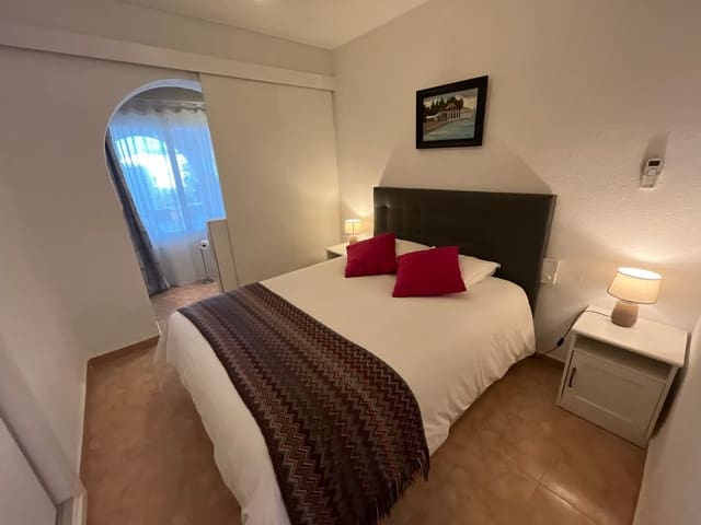 5 quarto Moradia para arrendar em Alhaurín el Grande com piscina garagem - 3 500 € (Ref: 9438237)