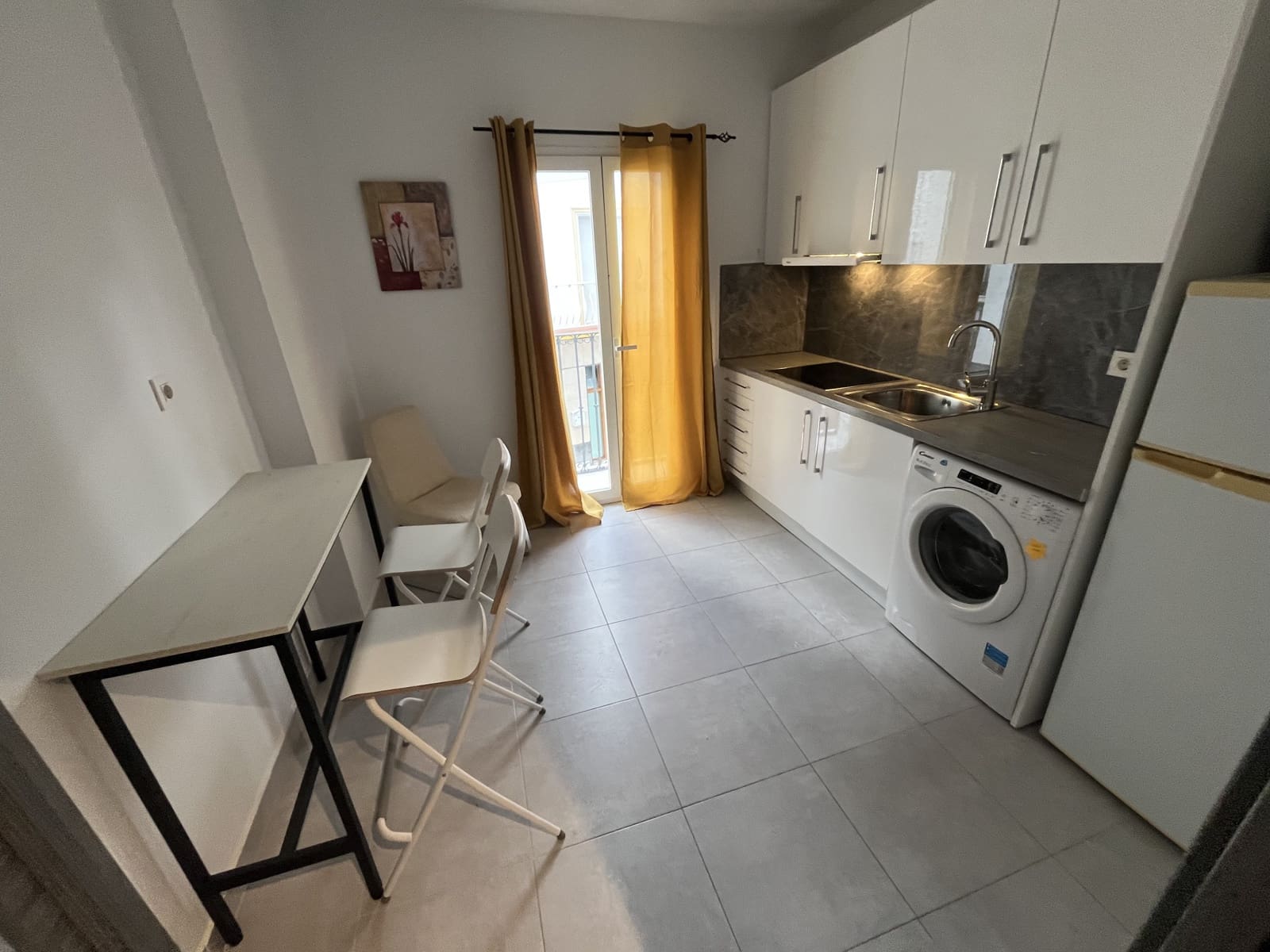 Huoneisto vuokrattavana paikassa Alhaurin el Grande - 600 € (Ref: 9438424)