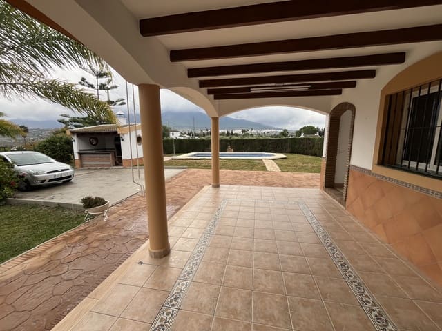 3 Zimmer Finca/Landgut zu vermieten in Alhaurín el Grande mit Pool Garage - 1.900 € (Ref: 9450827)