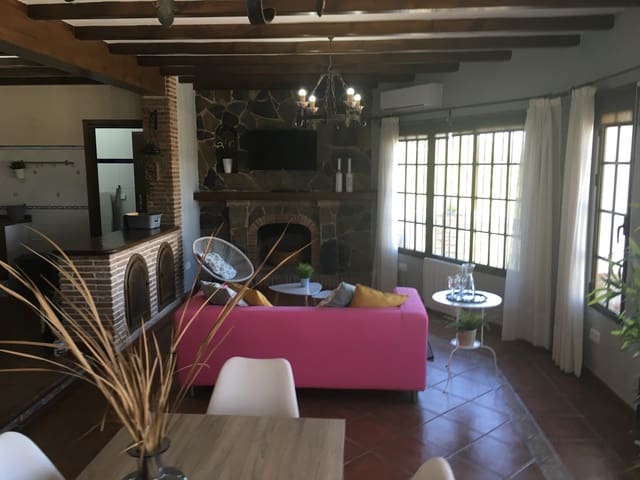 3 quarto Quinta/Casa Rural para arrendar em Alhaurín el Grande com piscina garagem - 1 800 € (Ref: 9525949)