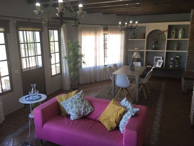 3 quarto Quinta/Casa Rural para arrendar em Alhaurín el Grande com piscina garagem - 1 800 € (Ref: 9525949)