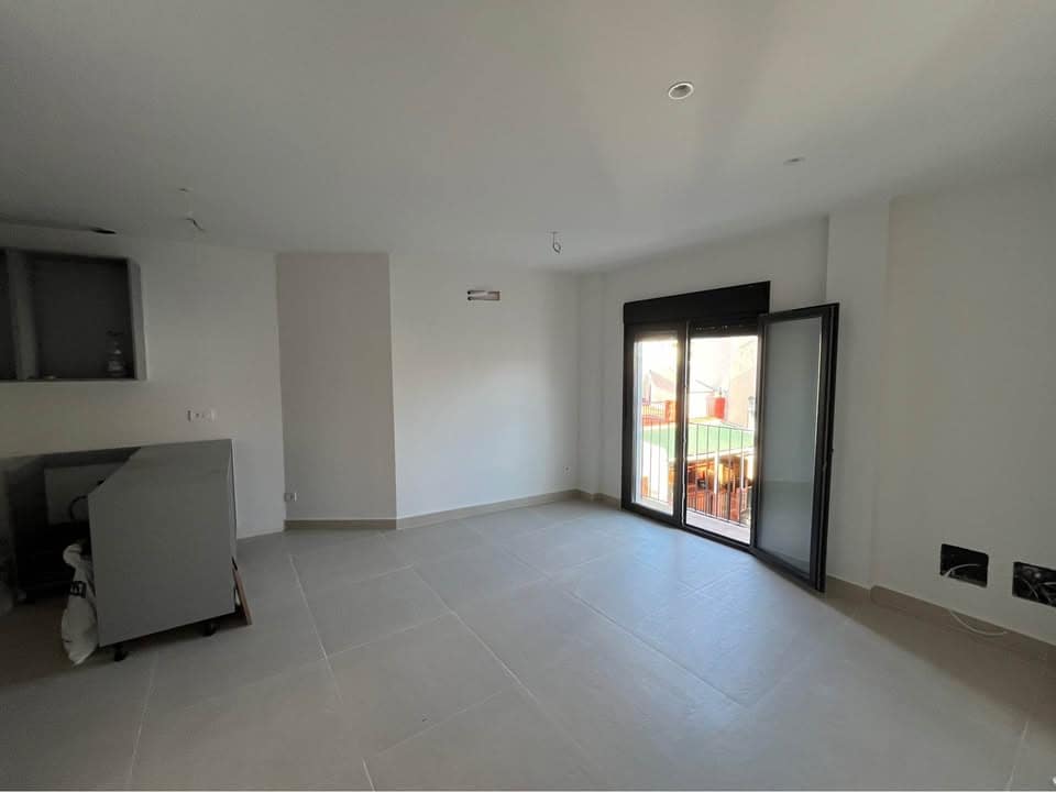 2 makuuhuone Huoneisto vuokrattavana paikassa Alhaurin el Grande - 850 € (Ref: 9525951)