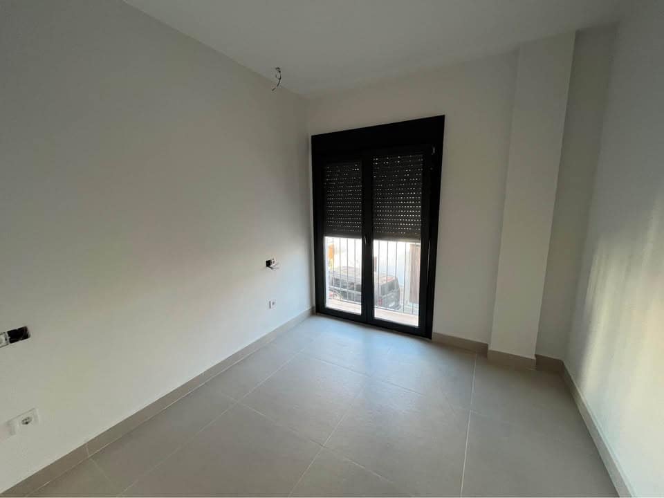 2 makuuhuone Huoneisto vuokrattavana paikassa Alhaurin el Grande - 850 € (Ref: 9525951)