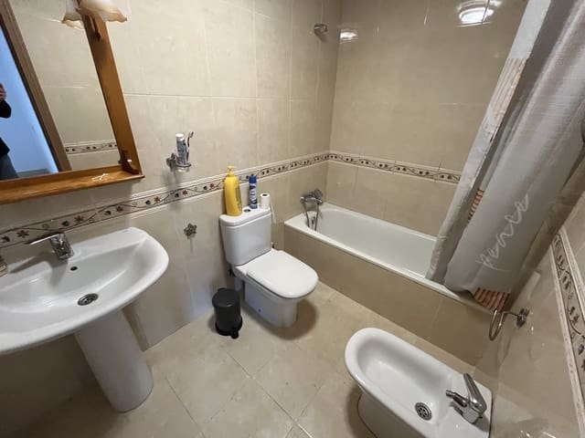 Apartamento de 3 habitaciones en Alhaurín el Grande en alquiler con garaje - 900 € (Ref: 9609487)