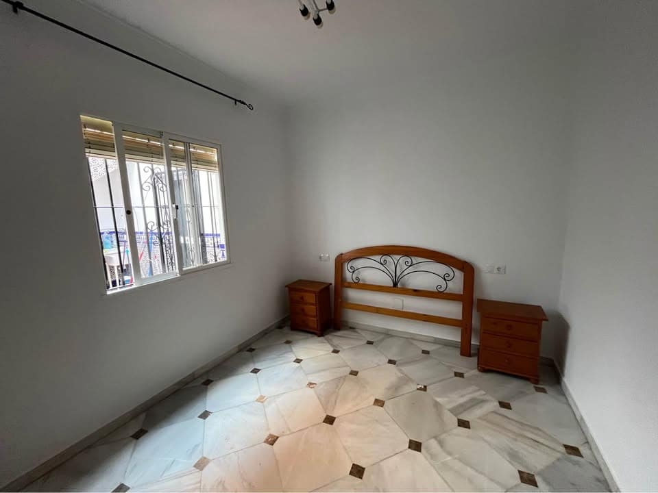 3 makuuhuone Omakotitalo vuokrattavana paikassa Alhaurin el Grande - 1 300 € (Ref: 9629492)