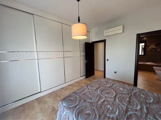 4 makuuhuone Omakotitalo vuokrattavana paikassa Alhaurín el Grande - 1 500 € (Ref: 9629493)