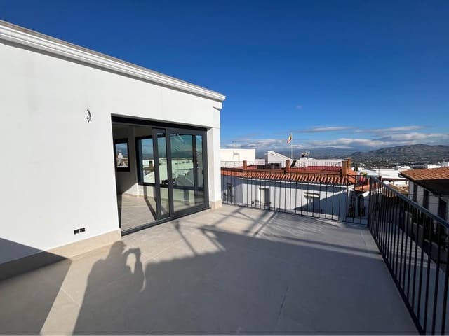 1 bedroom Penthouse for rent in Alhaurín el Grande - € 900 (Ref: 9629494)