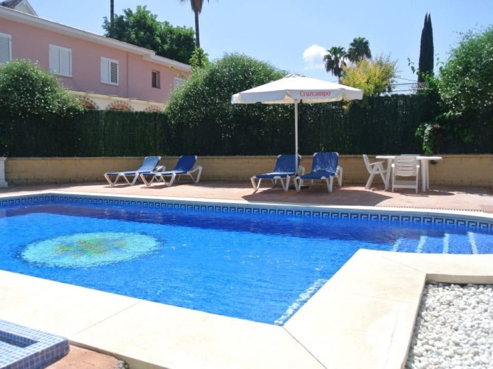 4 bedroom Villa for rent in Alhaurin el Grande with pool garage - € 2,800 (Ref: 9629496)