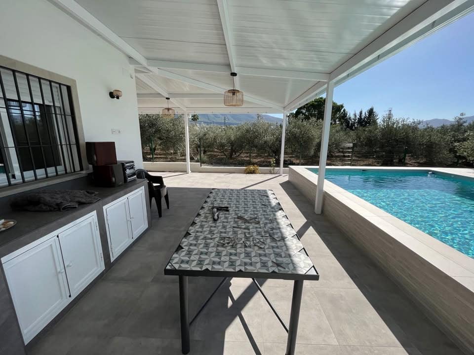 2 soveværelse Finca/Landehus til leje i Alhaurin el Grande med swimmingpool garage - € 1.600 (Ref: 9629517)