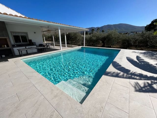 2 soveværelse Finca/Landehus til leje i Alhaurín el Grande med swimmingpool garage - € 1.600 (Ref: 9629517)