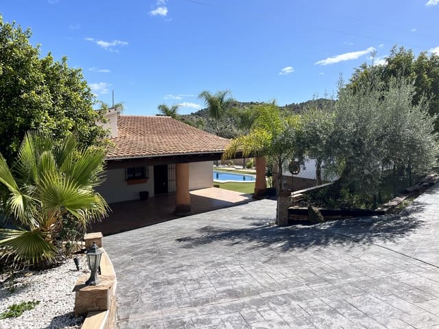 3 sovrum Finca/Hus på landet att hyra i Coín med pool garage - 2 500 € (Ref: 9684109)