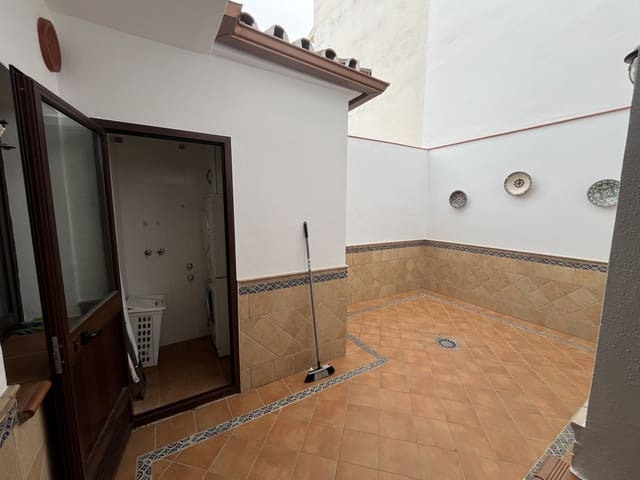 Casa de 3 habitaciones en Alhaurín el Grande en alquiler con garaje - 1.500 € (Ref: 9709002)