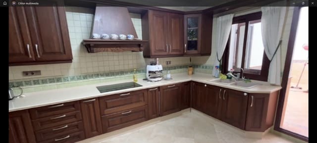 3 quarto Moradia em Banda para arrendar em Alhaurín el Grande com garagem - 1 500 € (Ref: 9709022)