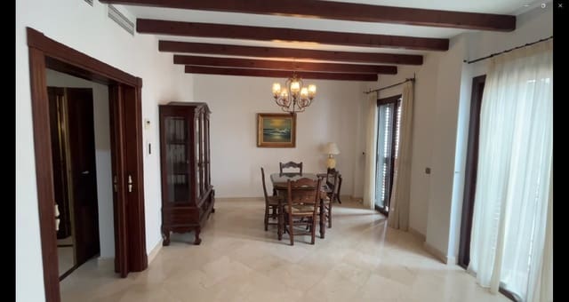 3 quarto Moradia em Banda para arrendar em Alhaurín el Grande com garagem - 1 500 € (Ref: 9709022)