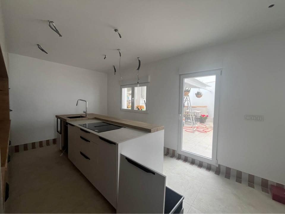 2 soverom Leilighet til leie i Alhaurin el Grande - € 1 100 (Ref: 9797671)