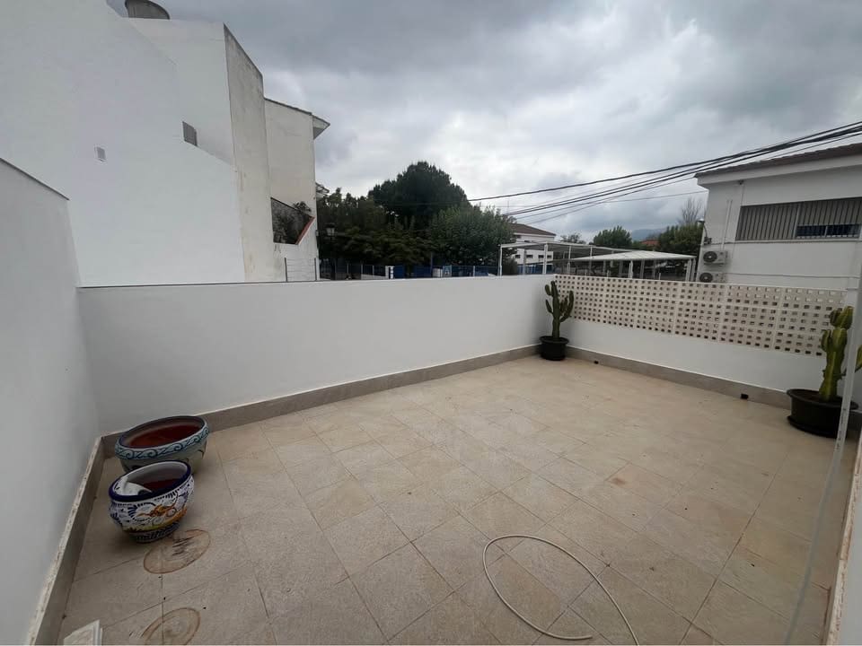 2 soverom Leilighet til leie i Alhaurin el Grande - € 1 100 (Ref: 9797671)