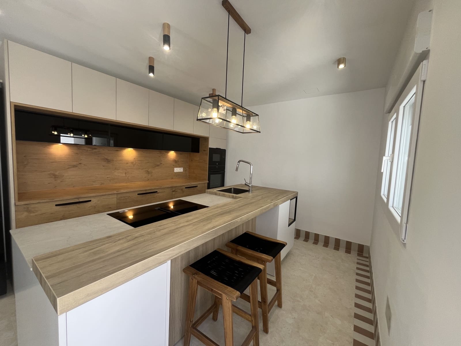 2 bedroom Apartment for rent in Alhaurin el Grande - € 1,100 (Ref: 9797671)
