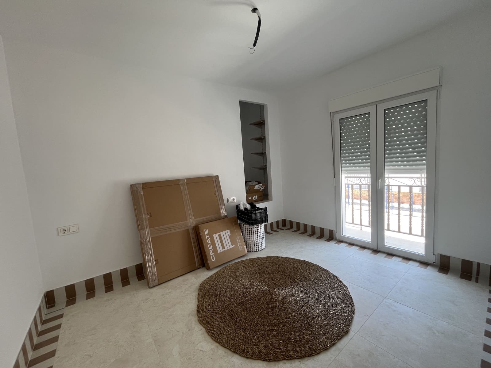2 bedroom Apartment for rent in Alhaurin el Grande - € 1,100 (Ref: 9797671)
