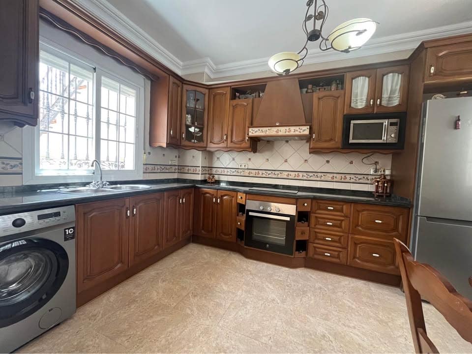 3 soverom Hus til leie i Alhaurin el Grande - € 1 100 (Ref: 9797676)