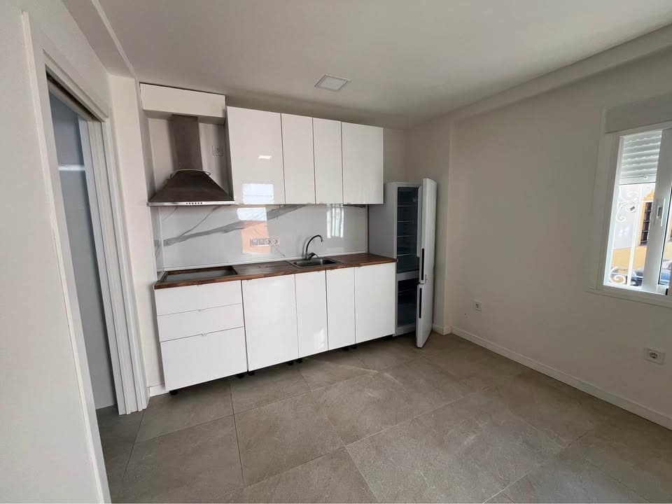 1 quarto Apartamento para arrendar em Alhaurin el Grande - 750 € (Ref: 9890638)