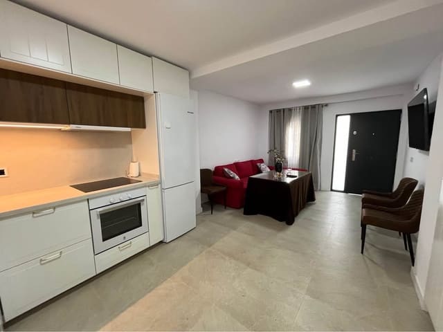 Appartement de 2 chambres à louer à Alhaurín el Grande - 1 100 € (Ref: 9905009)