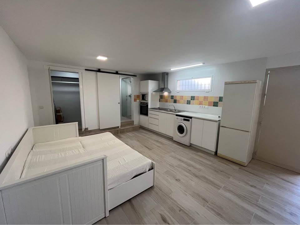 Studio til leje i Alhaurin el Grande med garage - € 700 (Ref: 9909876)