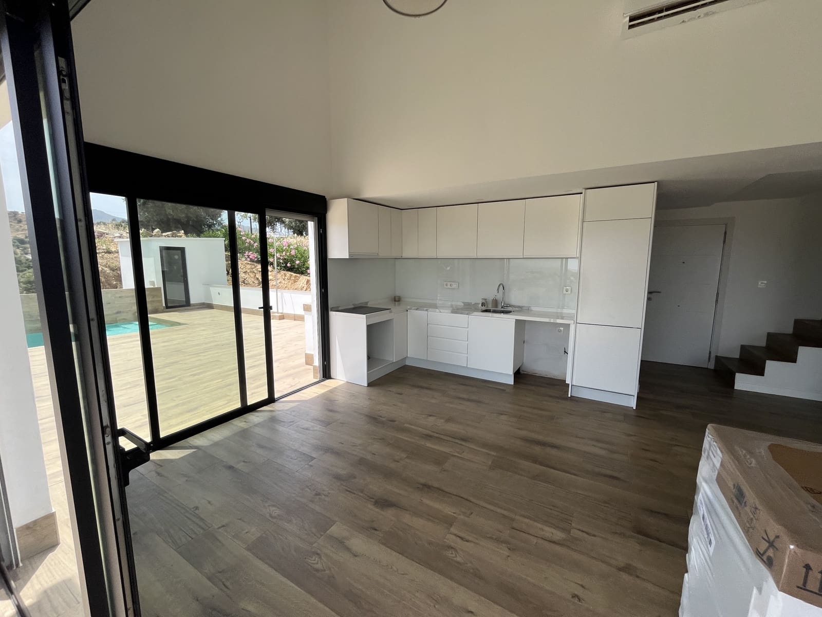Finca/Maison de Campagne de 3 chambres à louer à Coin avec piscine garage - 2 000 € (Ref: 9925038)