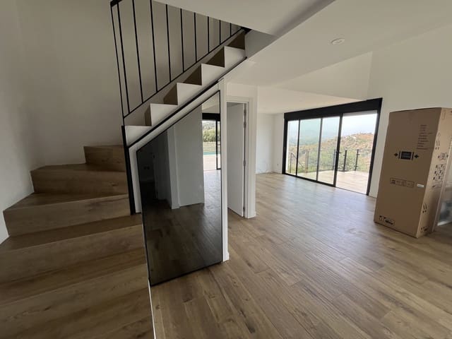 Finca/Maison de Campagne de 3 chambres à louer à Coín avec piscine garage - 2 000 € (Ref: 9925038)