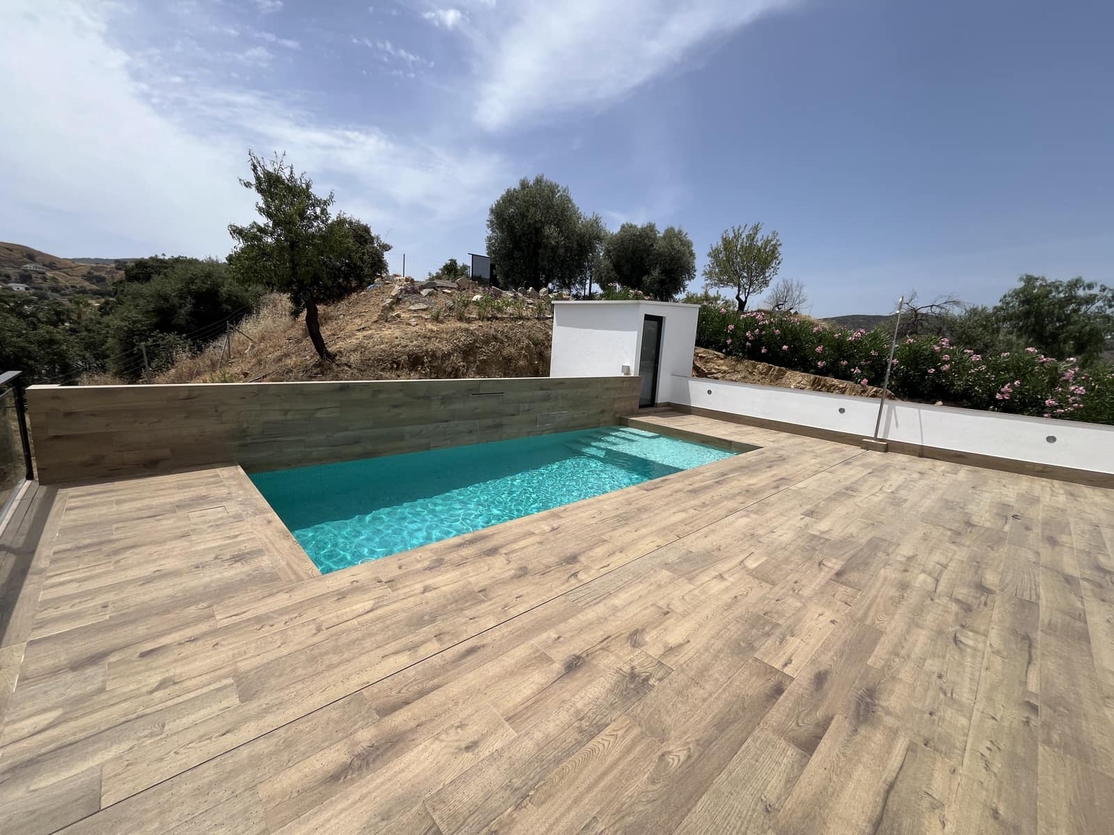 Finca/Maison de Campagne de 3 chambres à louer à Coin avec piscine garage - 2 000 € (Ref: 9925038)