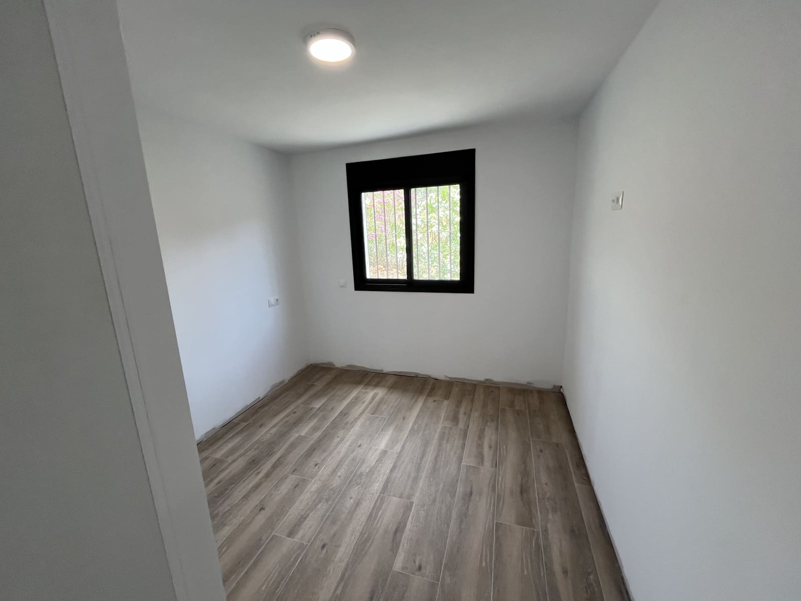 Finca/Maison de Campagne de 2 chambres à louer à Coin avec piscine garage - 1 350 € (Ref: 9925093)