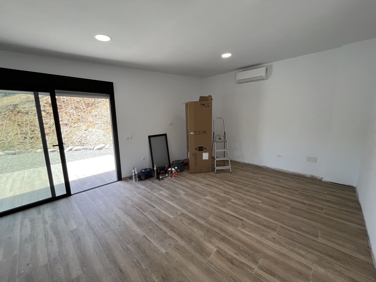 Finca/Maison de Campagne de 2 chambres à louer à Coin avec piscine garage - 1 350 € (Ref: 9925093)