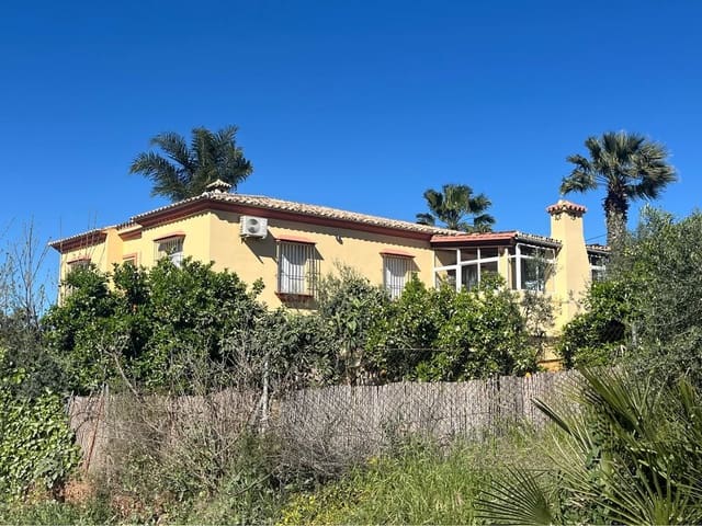 Finca/Casa Rural de 3 habitaciones en Guaro en venta con piscina garaje - 480.000 € (Ref: 9956572)