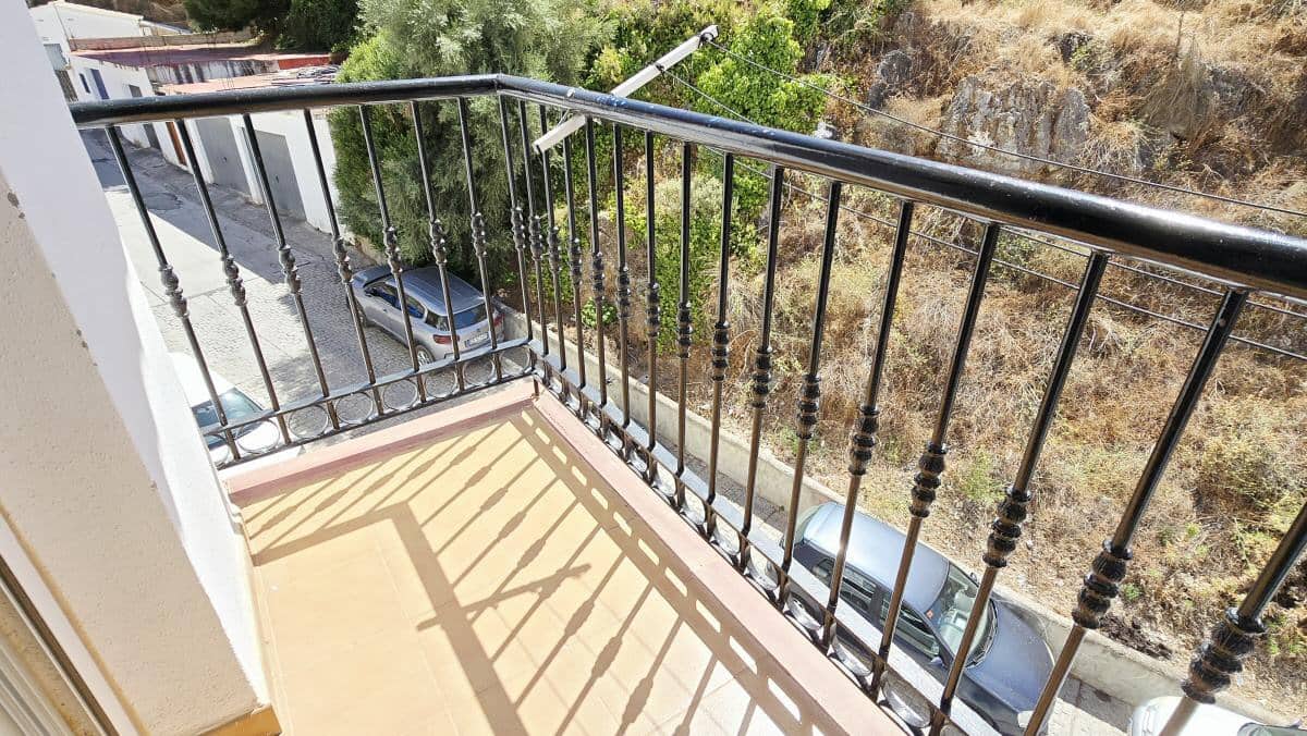 2 soveværelse Lejlighed til salg i Competa med garage - € 175.000 (Ref: 10039113)