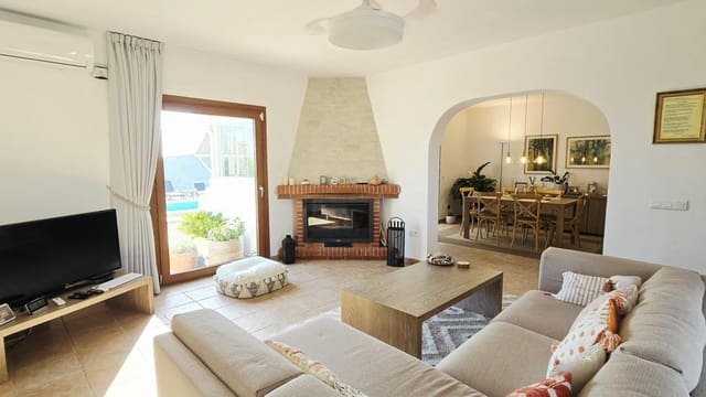 3 chambre Villa/Maison à vendre à Casabermeja avec piscine garage - 425 000 € (Ref: 10136653)