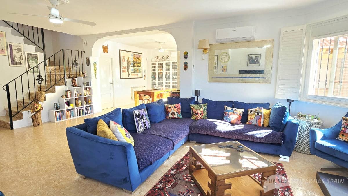 5 soverom Villa til salgs i Competa med svømmebasseng garasje - € 790 000 (Ref: 10139870)