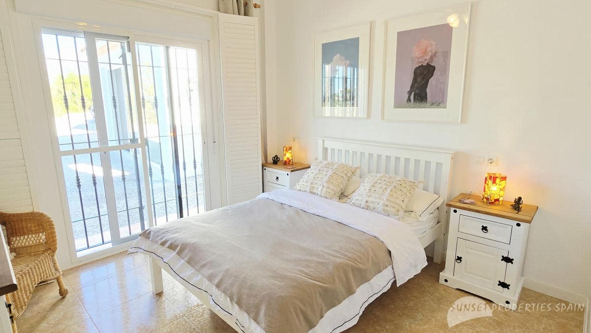 5 soverom Villa til salgs i Competa med svømmebasseng garasje - € 790 000 (Ref: 10139870)