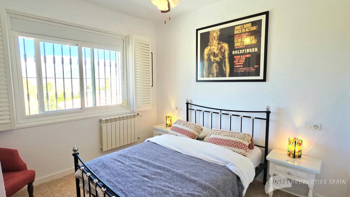 5 soverom Villa til salgs i Competa med svømmebasseng garasje - € 790 000 (Ref: 10139870)