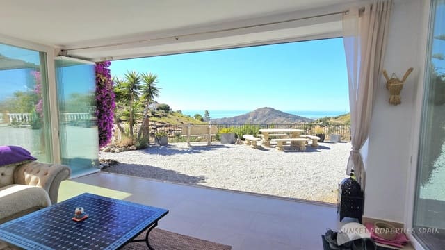 5 soverom Villa til salgs i Cómpeta med svømmebasseng garasje - € 790 000 (Ref: 10139870)
