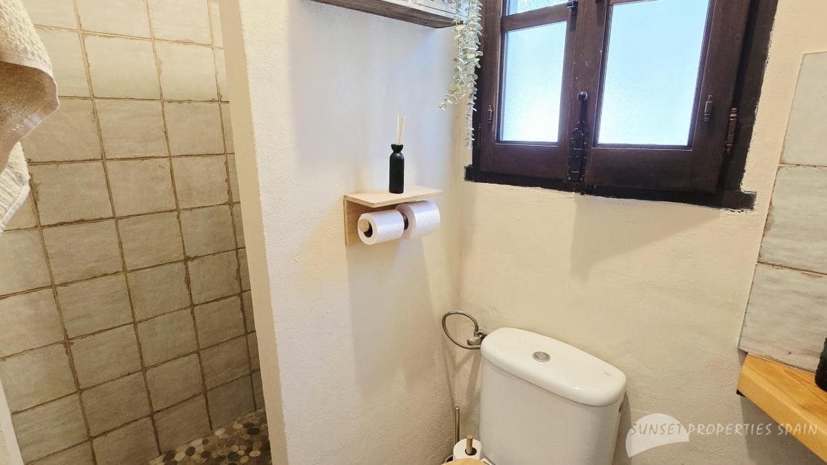 3 soverom Finca/Herregård til salgs i Archez med svømmebasseng garasje - € 375 000 (Ref: 10139893)