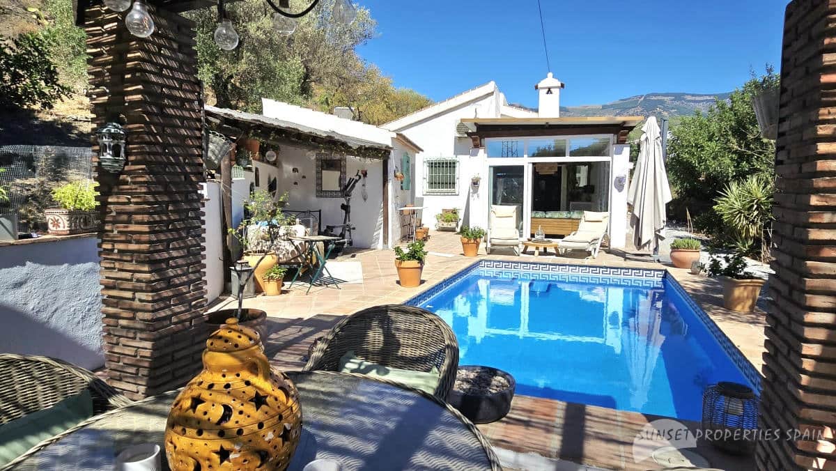 3 soverom Finca/Herregård til salgs i Archez med svømmebasseng garasje - € 375 000 (Ref: 10139893)